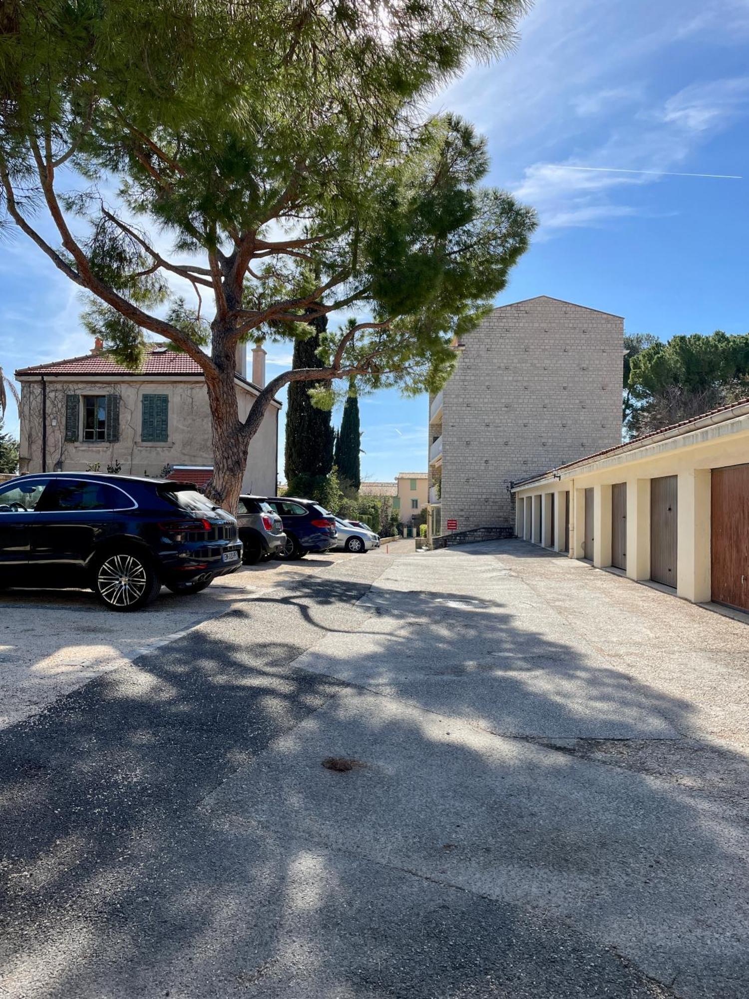 Apartmán Au Coeur Et Au Calme De Bandol, Parking Et Climatisation Exteriér fotografie